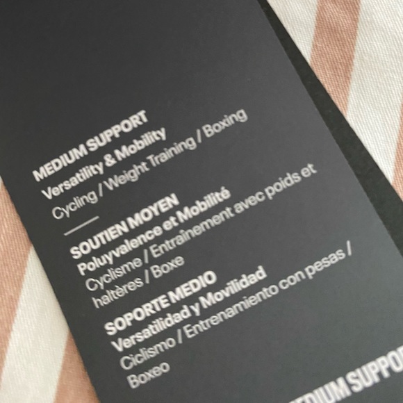 Under Armour sport bra - Picture 4 of 5